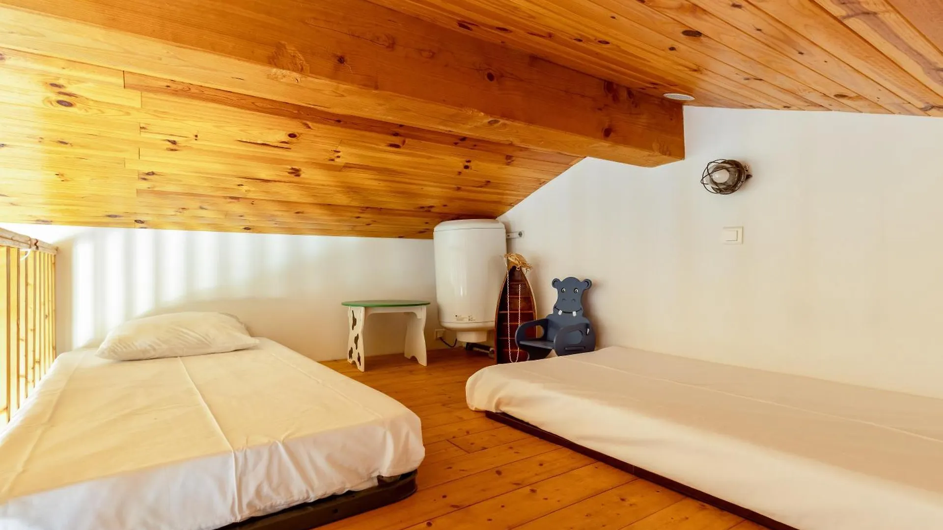 La Rose Des Vents Chambres D'Hotes & Spa Néoules 0*,